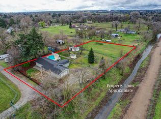 6000 Bourbon Ln, Anderson, CA 96007