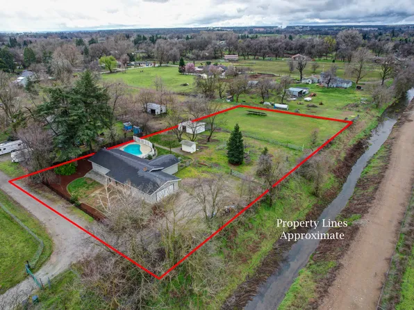 6000 Bourbon Ln, Anderson, CA 96007