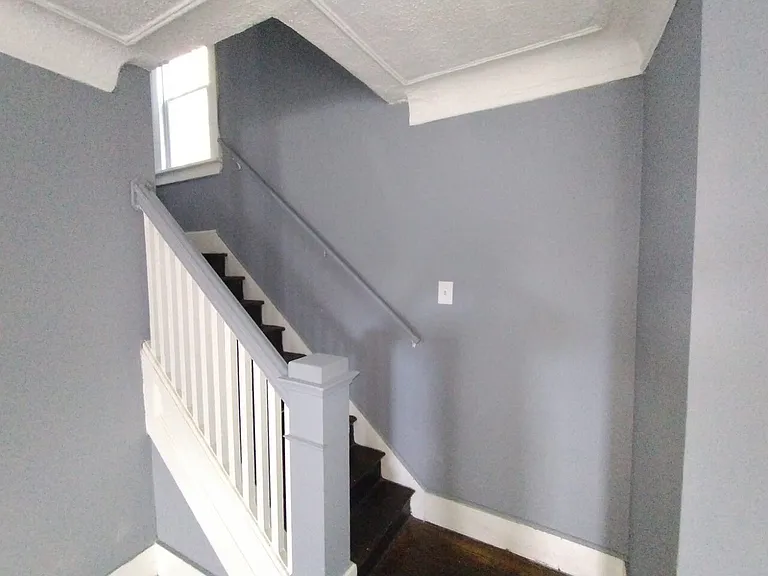 2474 Fullerton Ave — Photo 21