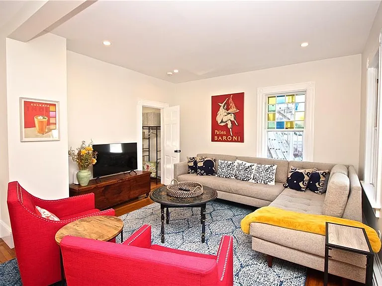 700 Thames St — Photo 28