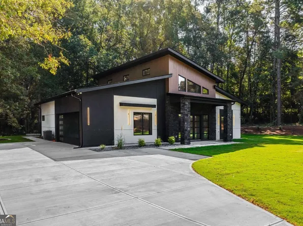 670 Loganville Hwy, Winder, GA 30680