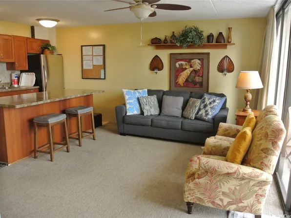 201 Ohua Ave #607, Honolulu, HI 96815