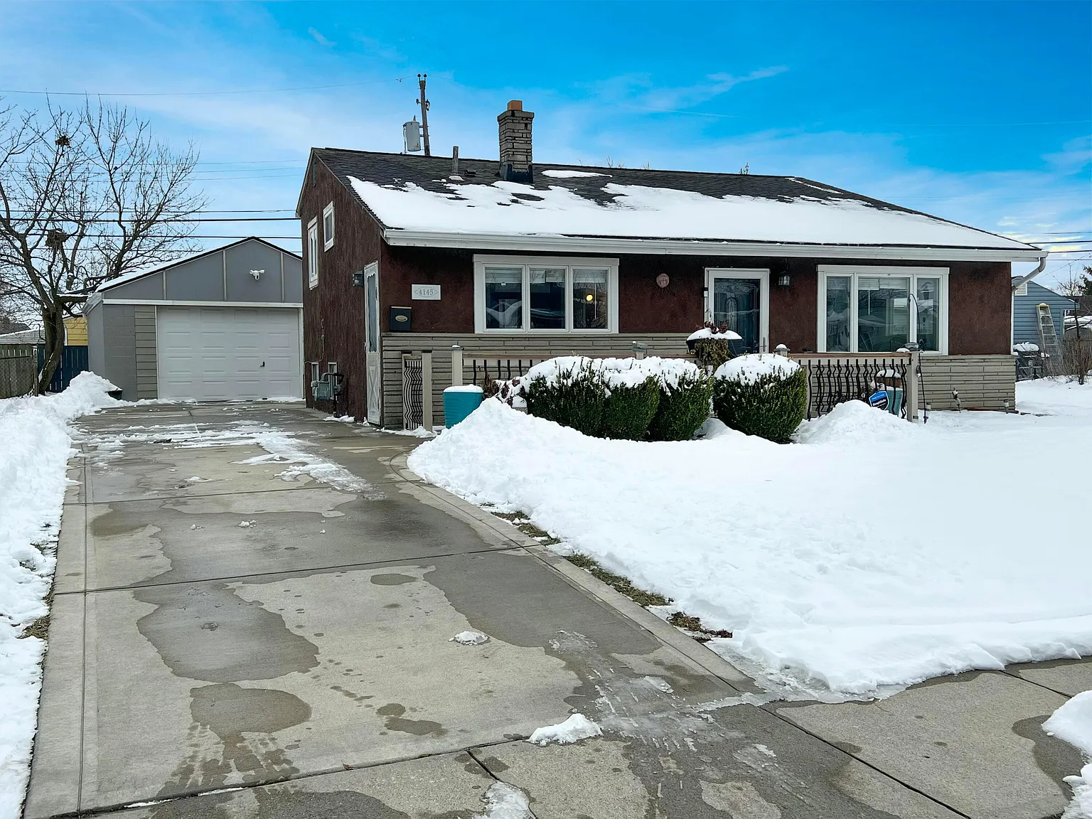 4145 Dixie Ct photo 1