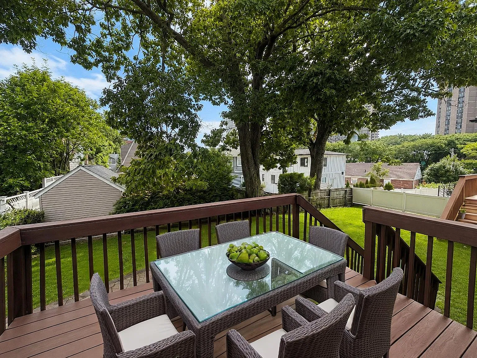 217 Slocum Way — Photo 2