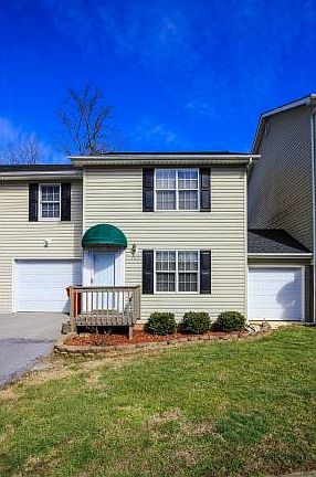 2nd image of 125 Glenstone Ct #125