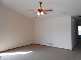 622 Grainfield St, Manhattan, KS 66502