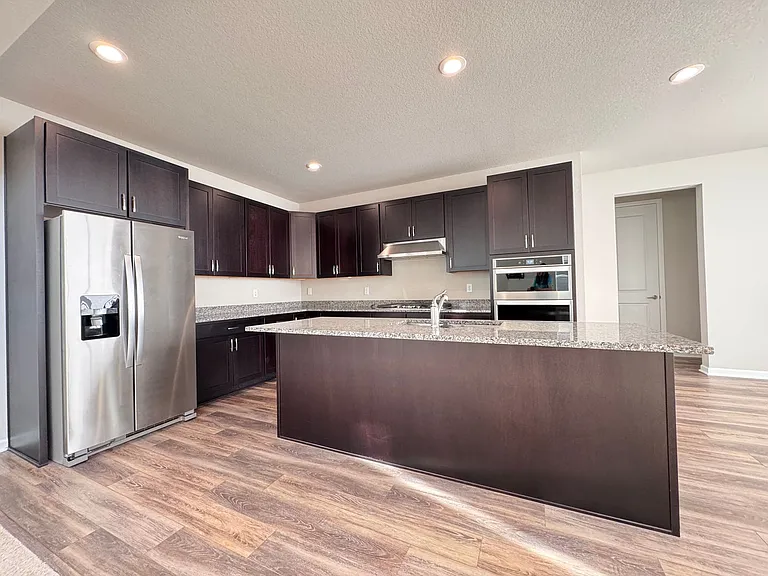 5043 Oakley Dr — Photo 7