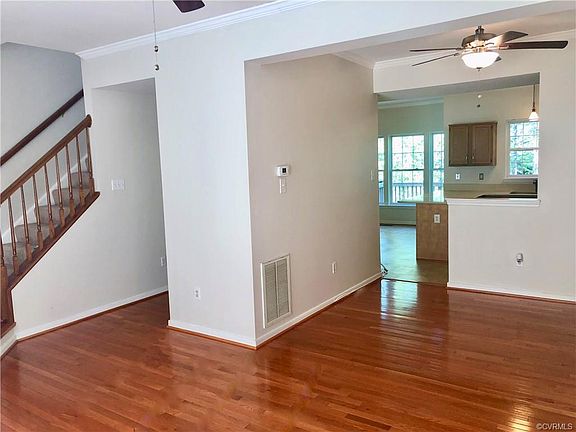 5th image of 2869 Queensland Dr