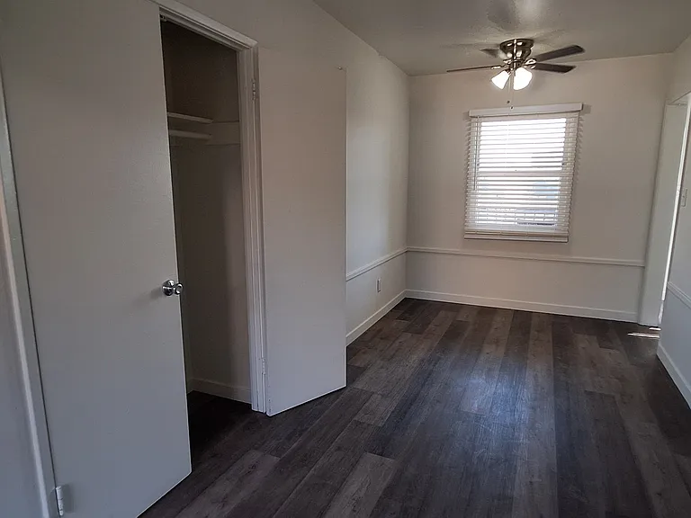 11028 Strathmore Dr #1/2 — Photo 5