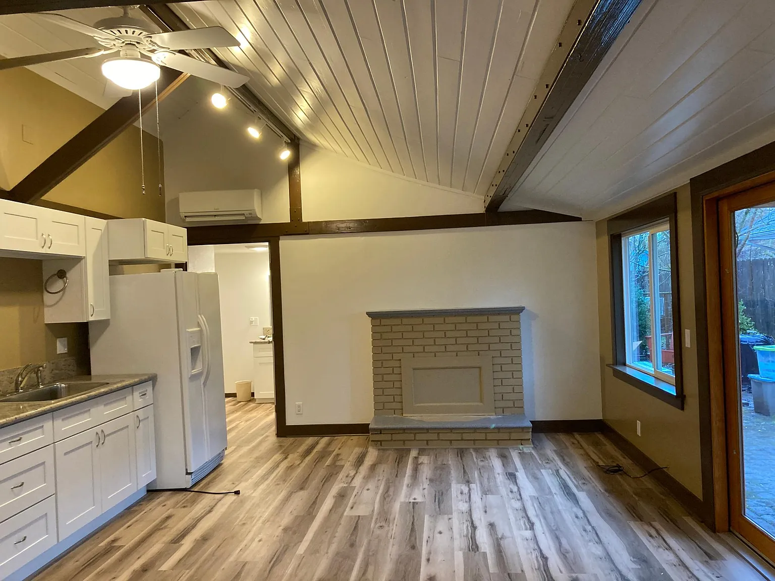 133X N Park Ave, Eugene — Photo 3