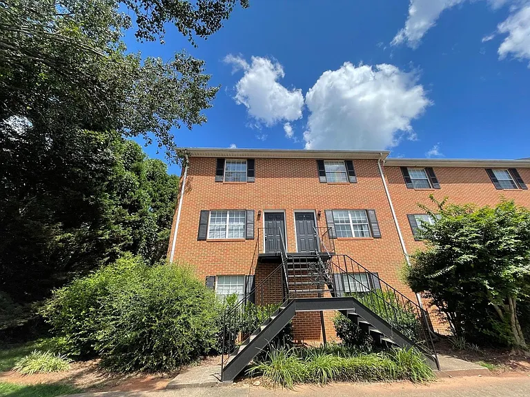 2165 S Milledge Ave #F-1 — Photo 1