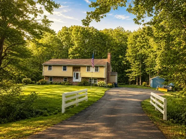 (undisclosed Address), South Hamilton, MA 01982
