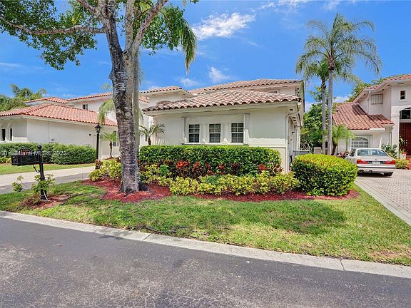 4th image of 4360 NW 93rd Doral Ct