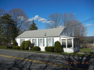 1436 S East St, Amherst, MA 01002