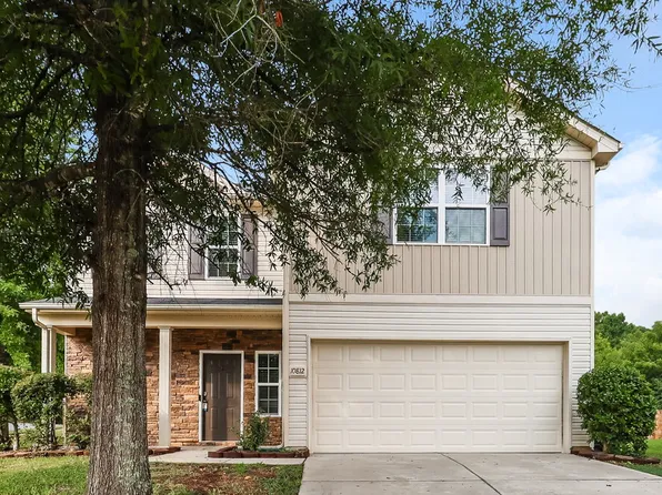 10812 Maryanna Ct, Charlotte, NC 28213