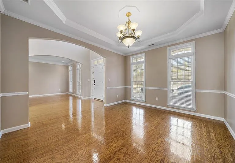 130 Candler Ct — Photo 6