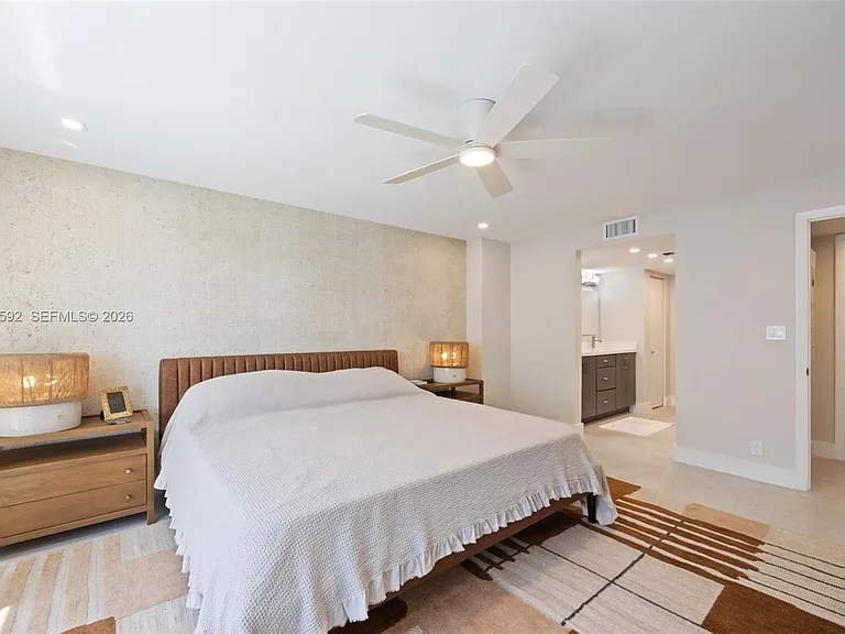 3500 Galt Ocean Dr #803 — Photo 14