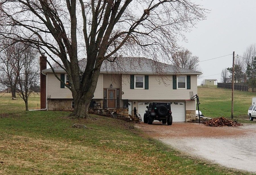 1st image of 18675 206th St