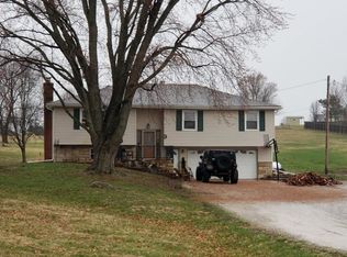 18675 206th St, Tonganoxie, KS 66086