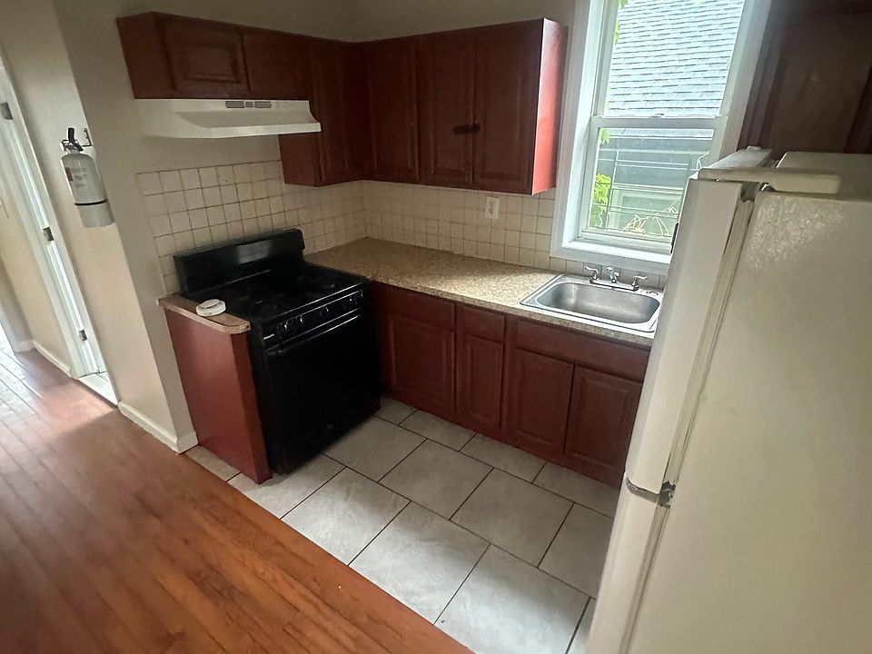 1st image of 72 Norwood St #2A