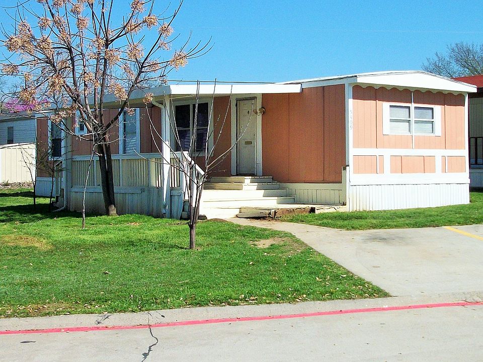 1st image of 5421 Black Dr
