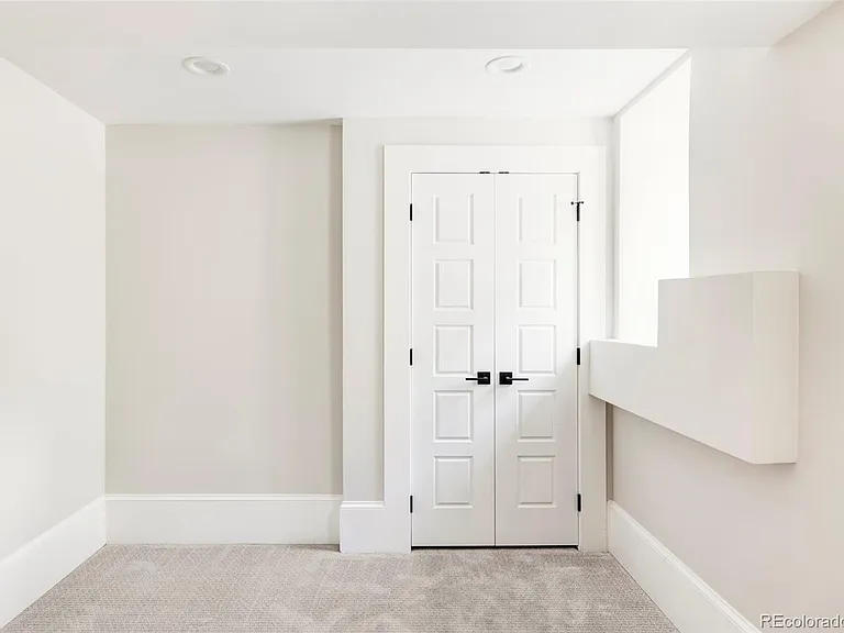 3044 W 29th Ave — Photo 32