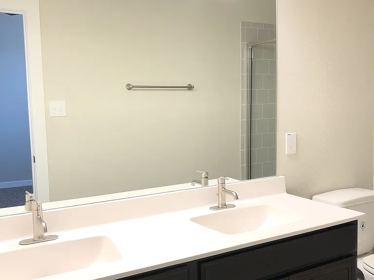 1044 W Sierra Vista Ct — Photo 7