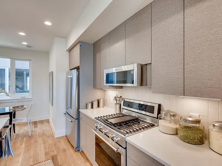 4457 E Warren Ave — Photo 11