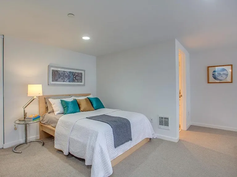 1800 Bryant St #203 — Photo 10