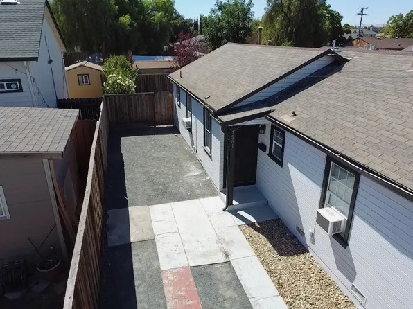 1957 Linden St, Livermore, CA 94551