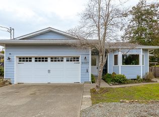 2007 Govenlock Pl, Sooke, BC V9Z0M8
