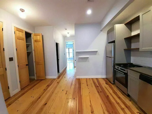 Rented by Bright Villas LLC | media 2