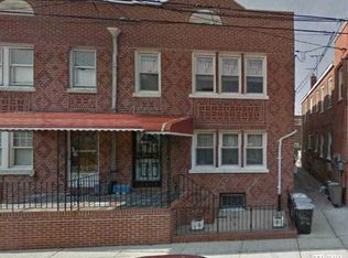 7945 69th Ave, Middle Village, NY 11379