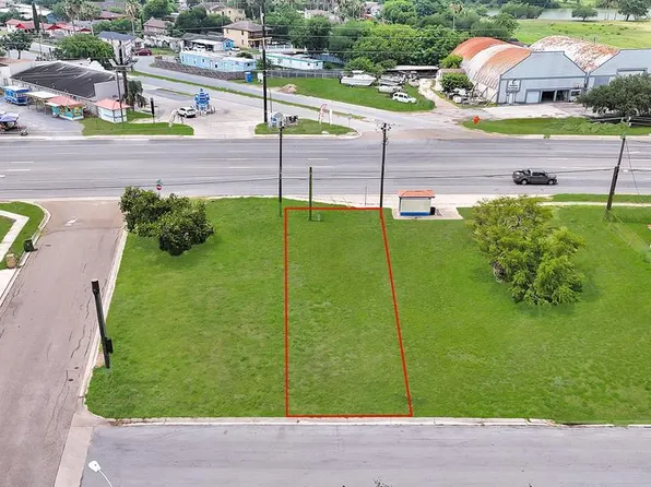2568 Autumn Sage Dr, Brownsville, TX 78526