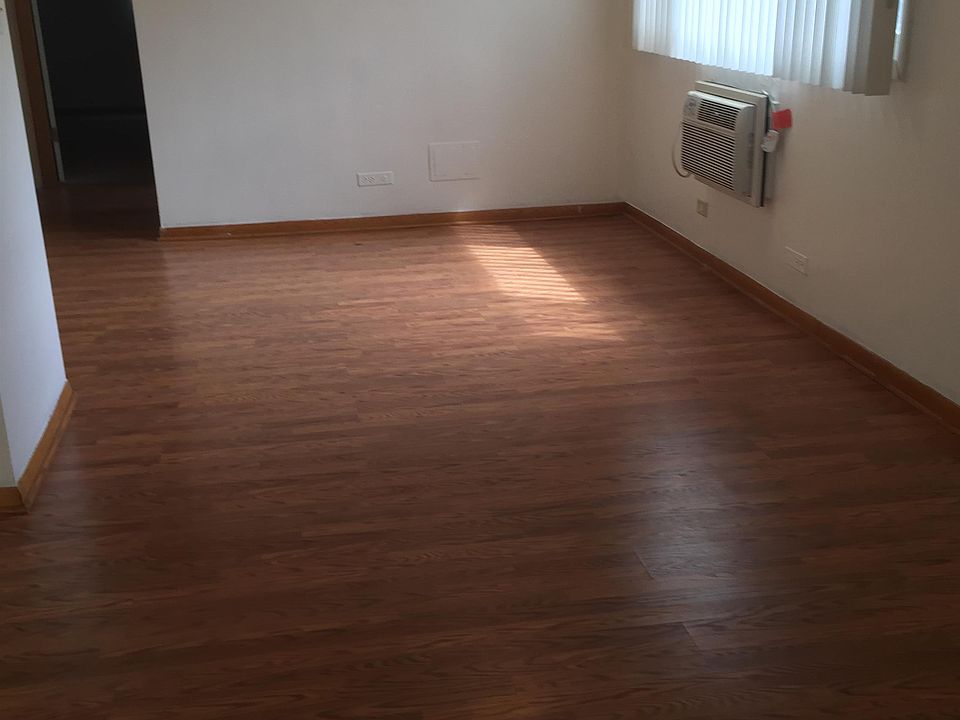 Laminate flooring