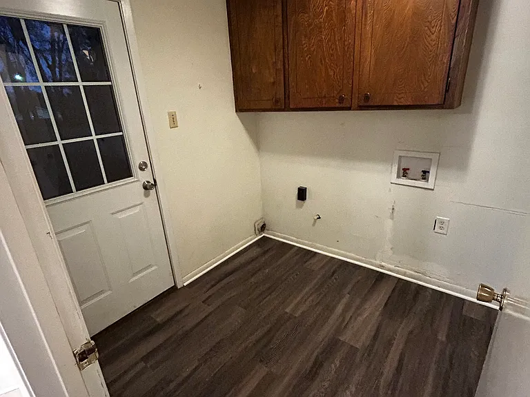 1203 Blueridge Pkwy — Photo 8