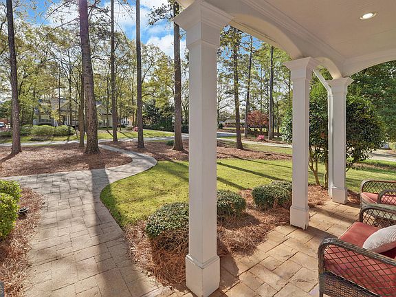 4th image of 39 Azalea Dr