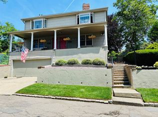 88 Standish Rd #1, Quincy, MA 02171