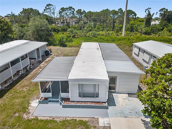 3rd image of 26147 Countess LN
