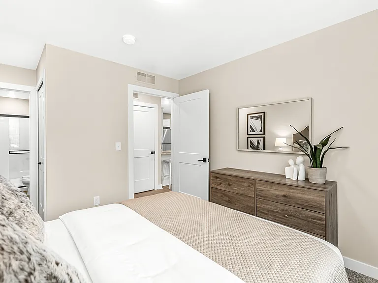 The Residence at Chesterfield Corners — Photo 11