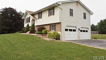 2nd image of 1137 Blue Mountain Dr