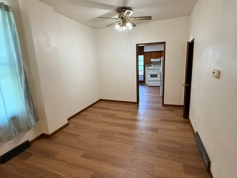 1006 Walnut St #2 — Photo 3