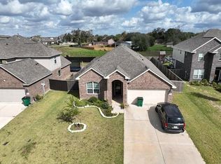 169 Bayou Bend Blvd, Angleton, TX 77515