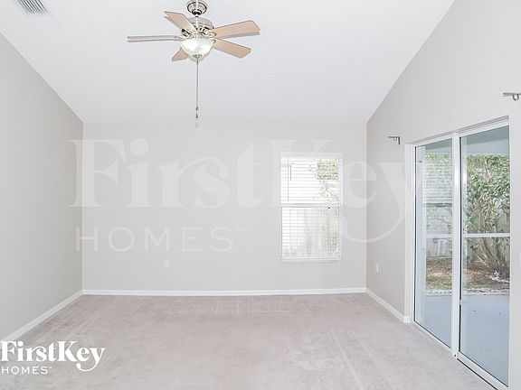 4th image of 2522 Hamlet Ln