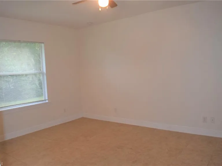 12219 De Moya Dr — Photo 11