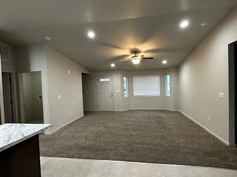 1010 E Mount Baker St — Photo 5