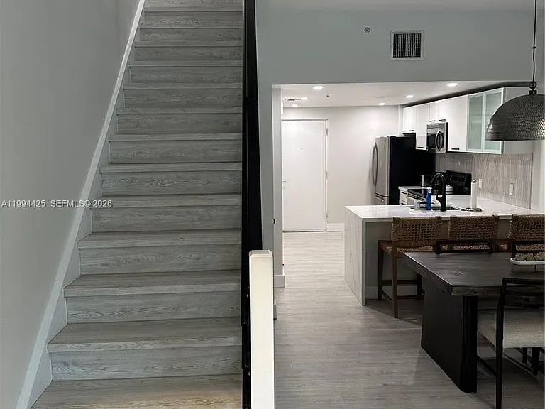 3339 Virginia St #127 — Photo 4
