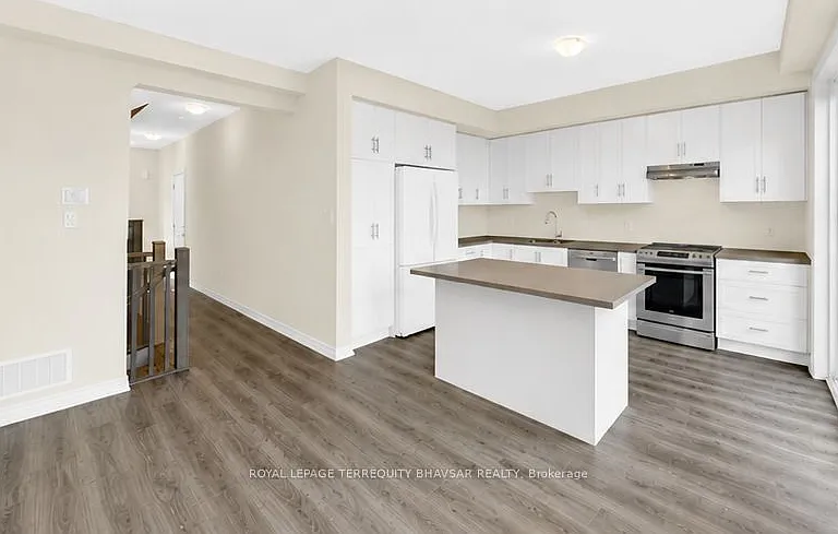 28 Birmingham Dr — Photo 5