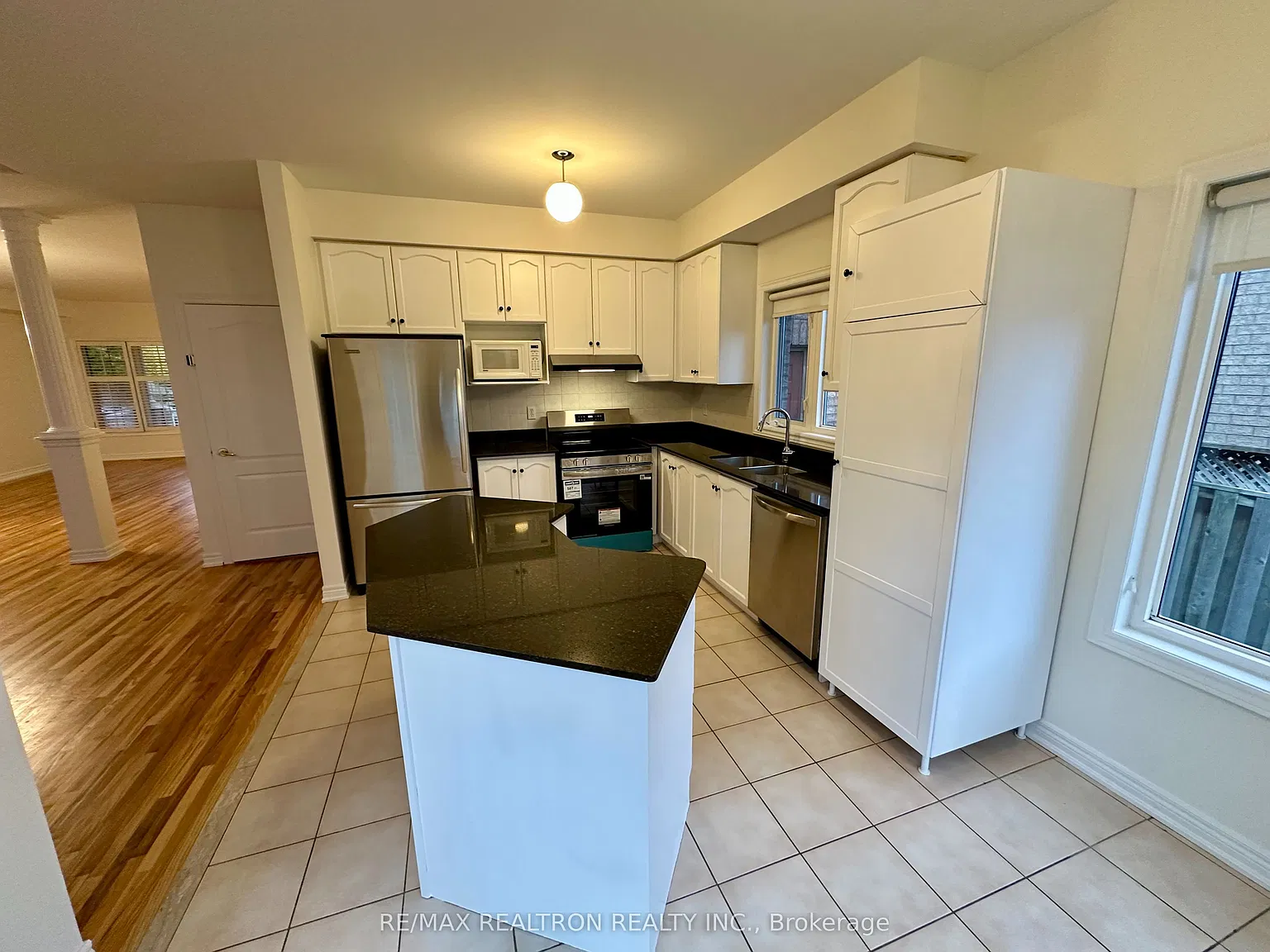 4 bed, $4,250 — Photo 4