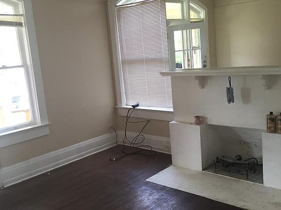 2nd image of 402 W French Ave APT A